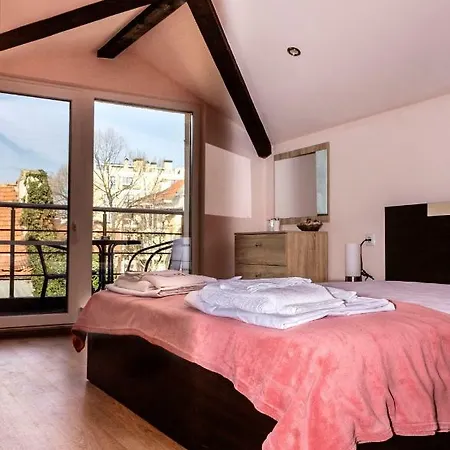 New Star アパート ブルガス